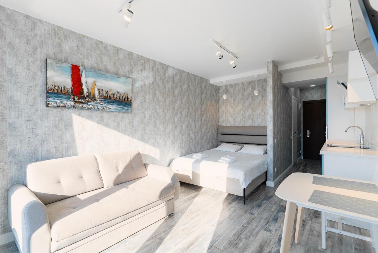 Your Beach Tower Batumi Bagian luar foto