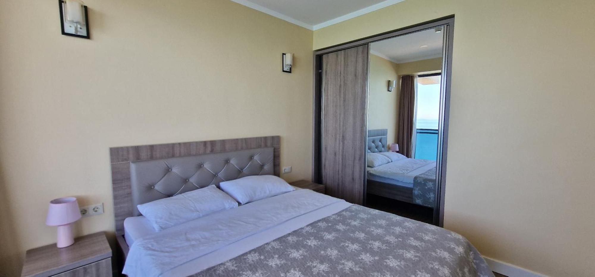 Your Beach Tower Batumi Ruang foto