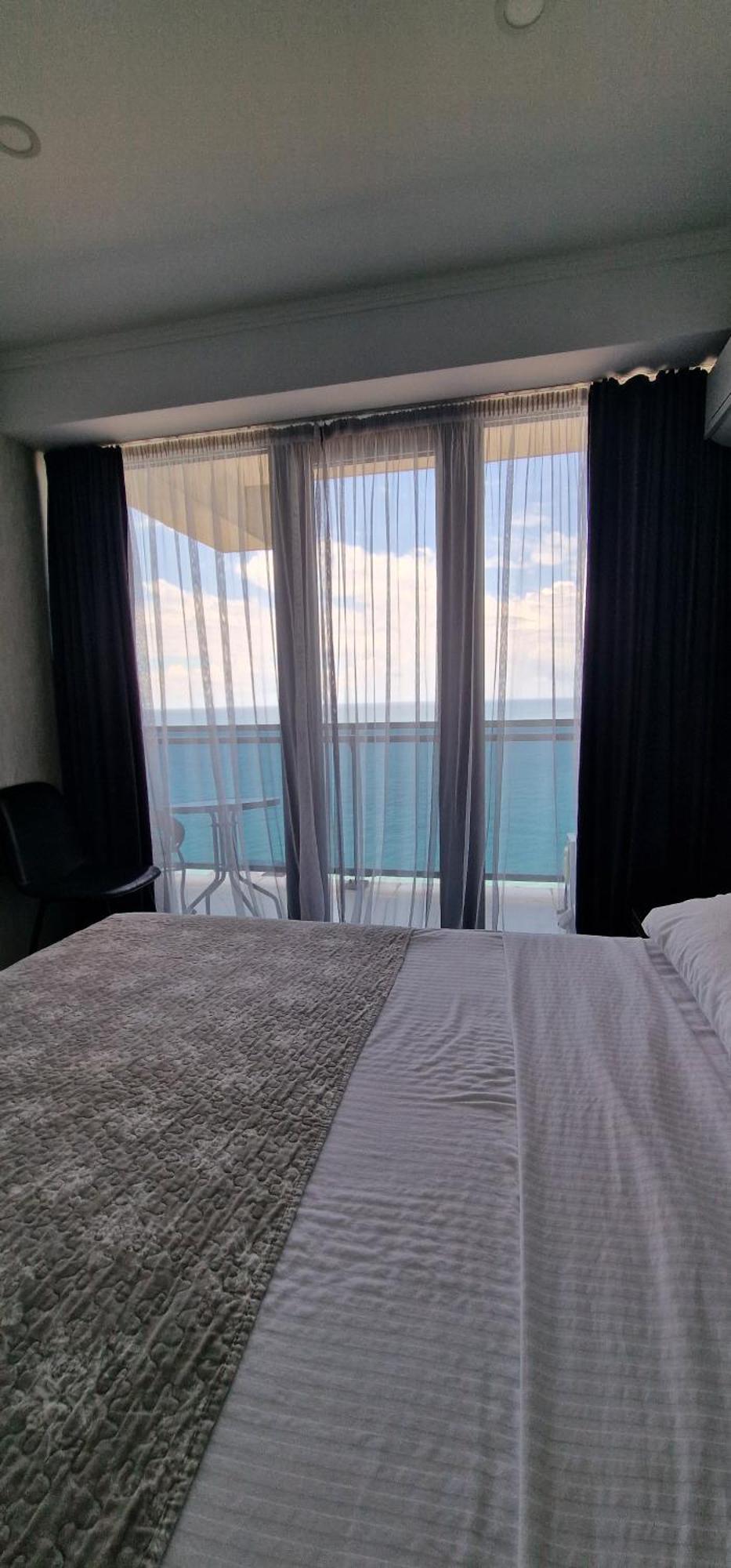 Your Beach Tower Batumi Ruang foto
