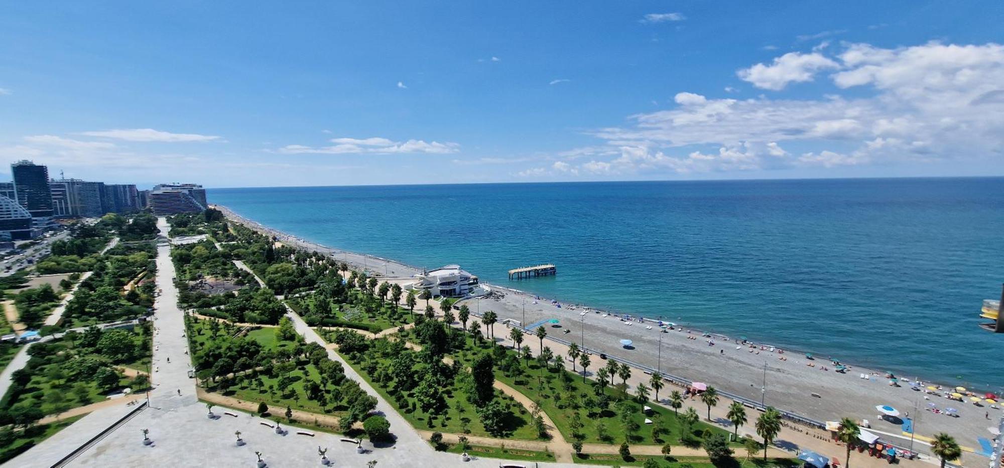 Your Beach Tower Batumi Ruang foto
